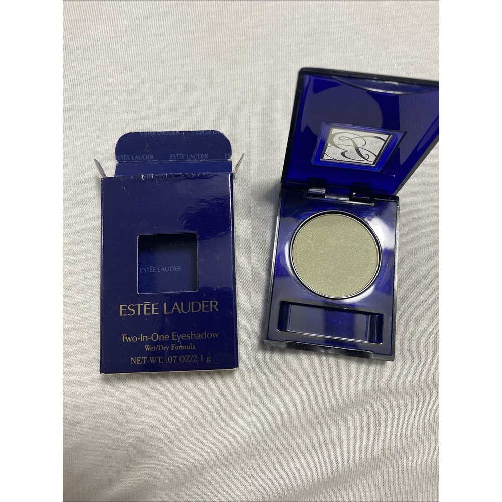 Estee Lauder 2 In 1 Wet / Dry EyeShadow 09 PISTACHIO Eye Shadow New